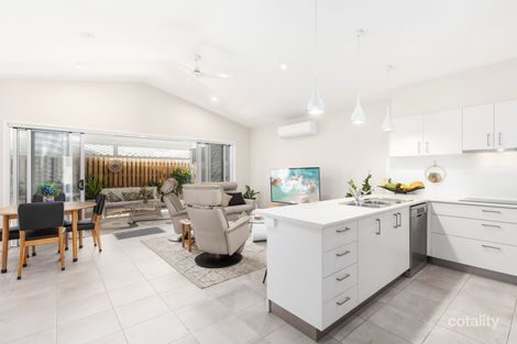 40/2-20 Island View Dr, Urangan, QLD 4655