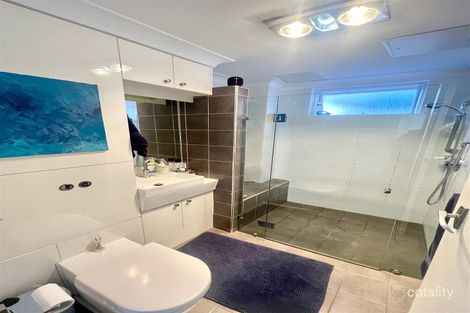 Property photo of 2/12 Mooramba Road Dee Why NSW 2099