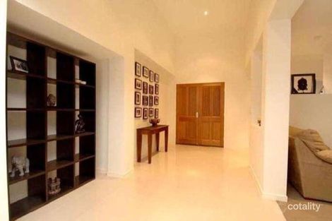 Property photo of 4 Lantau Crescent Varsity Lakes QLD 4227