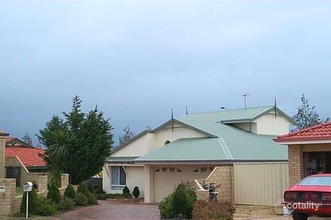 21b Holyhead Grn, Mindarie, WA 6030