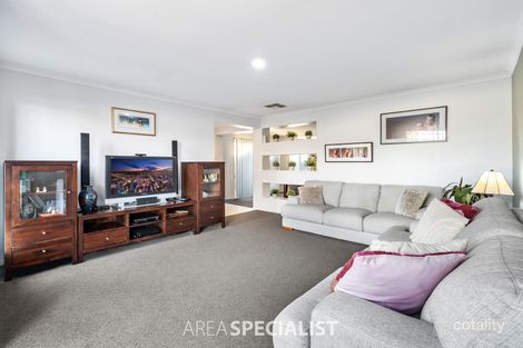 Property photo of 4 Hateley Heath Cranbourne East VIC 3977