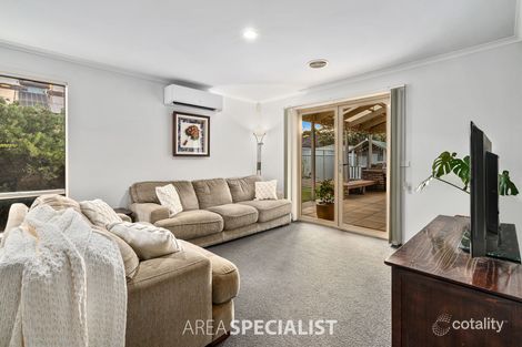 Property photo of 4 Hateley Heath Cranbourne East VIC 3977