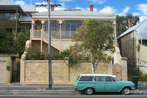 76 East St, East Fremantle, WA 6158