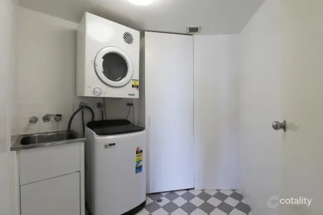 Property photo of 8/4 Warne Terrace Kings Beach QLD 4551