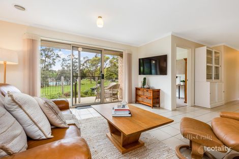 2/3 Earnshaw St, Woodend, VIC 3442