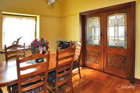 Property photo of 25 Prince Edward Avenue McKinnon VIC 3204