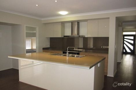 Property photo of 24 Ningaloo Drive Pimpama QLD 4209