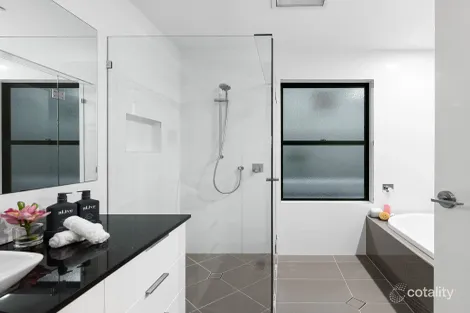 Property photo of 208 Hawken Drive St Lucia QLD 4067