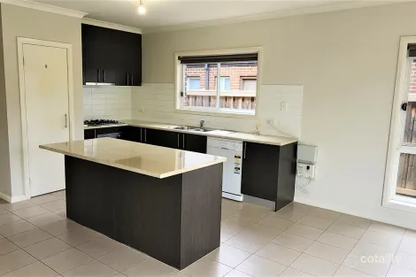 Property photo of 9 Turpentine Road Brookfield VIC 3338
