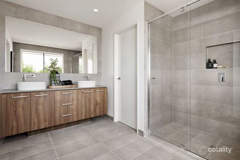 Property photo of 8 Irvine Rise Werribee VIC 3030