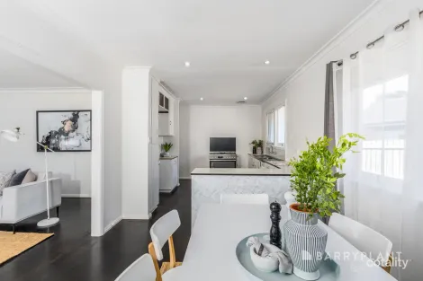 Property photo of 4 Pickett Crescent Belmont VIC 3216