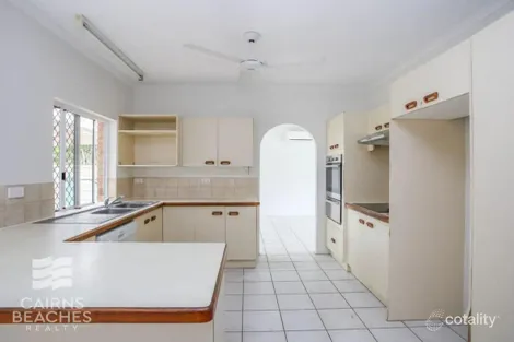 Property photo of 3 Briggs Close Whitfield QLD 4870