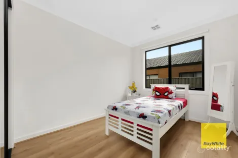 Property photo of 77 Alexo Road Mickleham VIC 3064