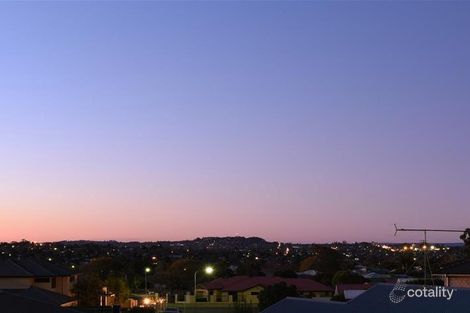 Property photo of 127 Spring Street Middle Ridge QLD 4350