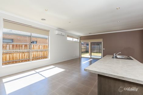 Property photo of 23 Tallawong Drive Doreen VIC 3754