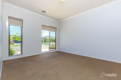 Property photo of 23 Tallawong Drive Doreen VIC 3754