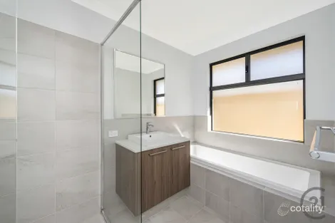 Property photo of 25 Turtle Way Dawesville WA 6211