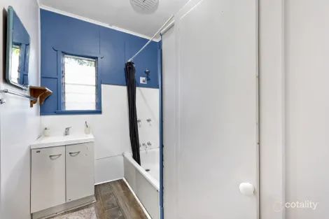 Property photo of 33 Hart Street South Mackay QLD 4740