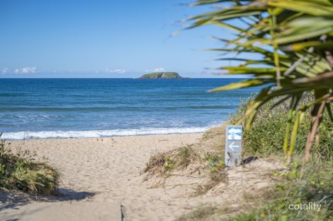 Property photo of 9 Lakeside Drive Sapphire Beach NSW 2450