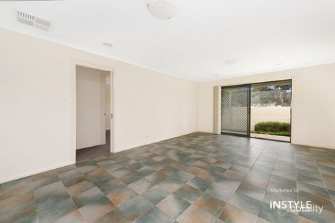 Property photo of 23 Macadamia Close Jerrabomberra NSW 2619