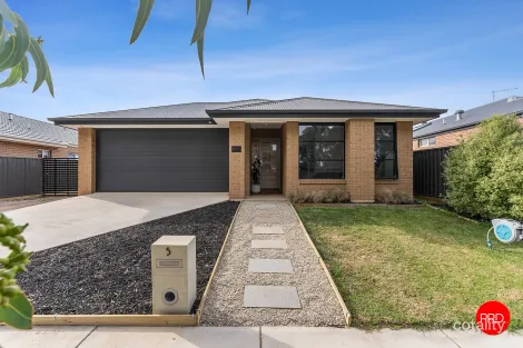 Property photo of 5 Fairfield Boulevard Jackass Flat VIC 3556