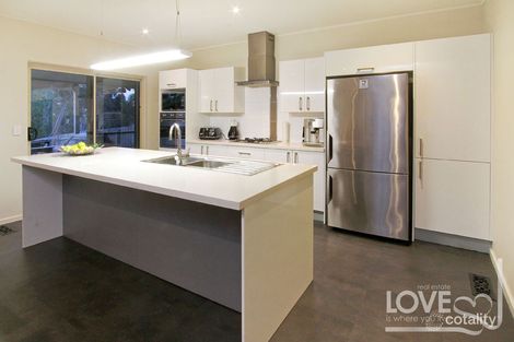 Property photo of 18 Highview Road Balwyn North VIC 3104