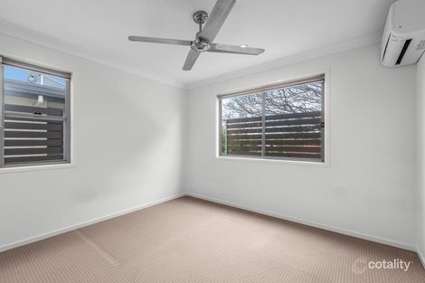 Property photo of 1/81B Haig Street Gordon Park QLD 4031