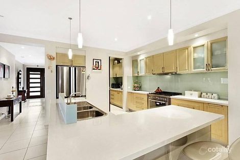 Property photo of 15 Beechworth Avenue Greenvale VIC 3059