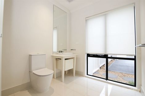 Property photo of 19 Binda Avenue Springvale VIC 3171