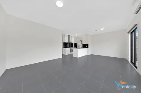 Property photo of 12 Litoria Way Kalkallo VIC 3064