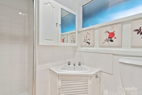 Property photo of 13 Stratton Court Bayswater VIC 3153