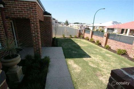 Property photo of 10 Kembla Circle Madeley WA 6065