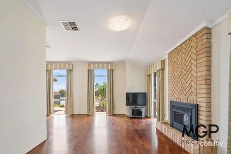 Property photo of 5 Walba Place Coogee WA 6166