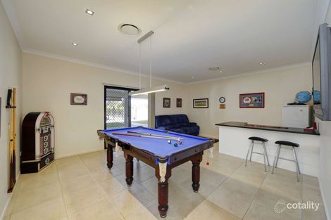 17 Isaac Moore Dr, Moore Park Beach, QLD 4670