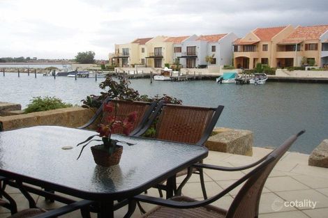 30/19 San Marco Qys, Halls Head, WA 6210