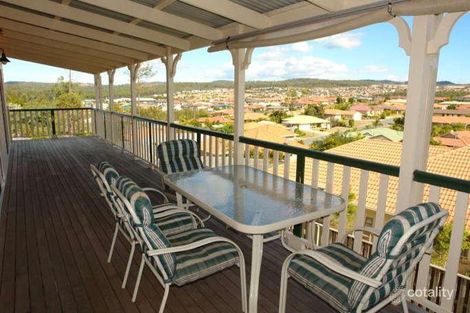 Property photo of 5 Makin Rise Pacific Pines QLD 4211