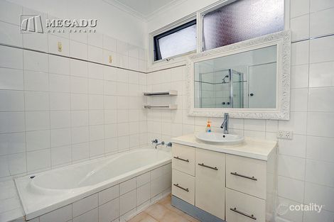 Property photo of 5 Berry Avenue Mitcham VIC 3132