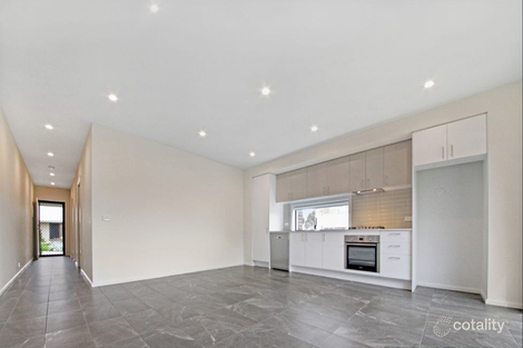 Property photo of 10 Mezzo Walk Greenvale VIC 3059