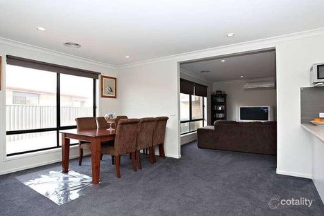 Property photo of 17 Gunyong Crescent Manor Lakes VIC 3024