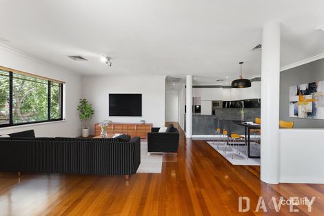 Property photo of 1/205 Lakeside Drive Joondalup WA 6027