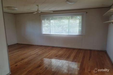 Property photo of 7 Richard Street Dinmore QLD 4303