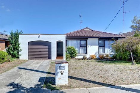 353 Forest St, Wendouree, VIC 3355