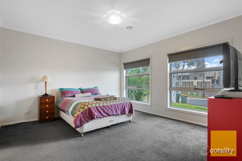 Property photo of 22 Dromana Way Truganina VIC 3029