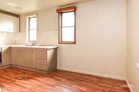 Property photo of 18 Amaroo Crescent Orange NSW 2800