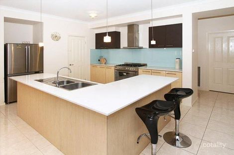 Property photo of 2 Strathallan Grove Craigieburn VIC 3064