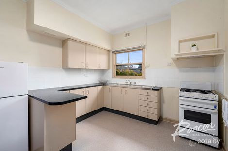 Property photo of 8 Tate Street Thomson VIC 3219