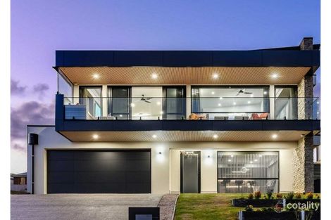 16 White Cl, Encounter Bay, SA 5211