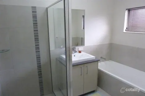 Property photo of 24 Rainbow Street Kanimbla QLD 4870