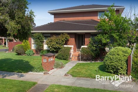 Property photo of 14 Balfour Place Noble Park North VIC 3174