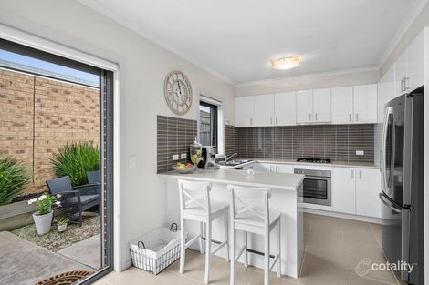 Property photo of 2/6 Barling Court Thomson VIC 3219